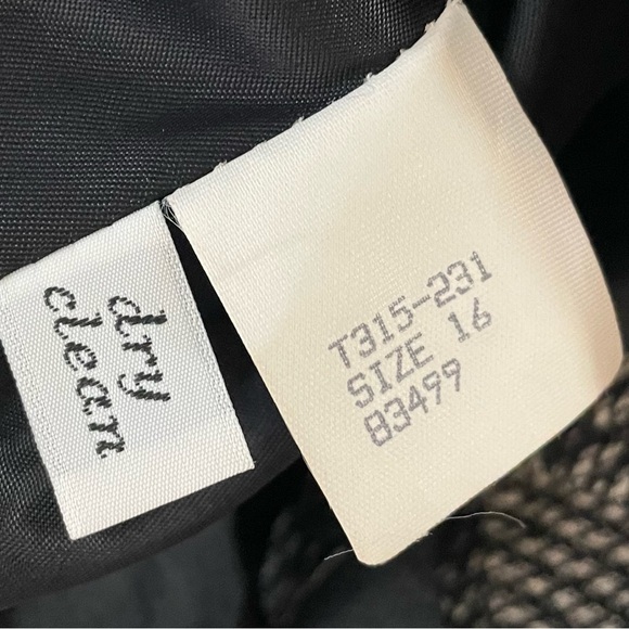 Pendleton Gray Houndstooth Blazer - Picture 7 of 8